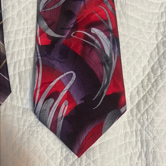 Mult Brands Silk Ties Elegant Patterns in purple, black and Red - Picture 14 of 14